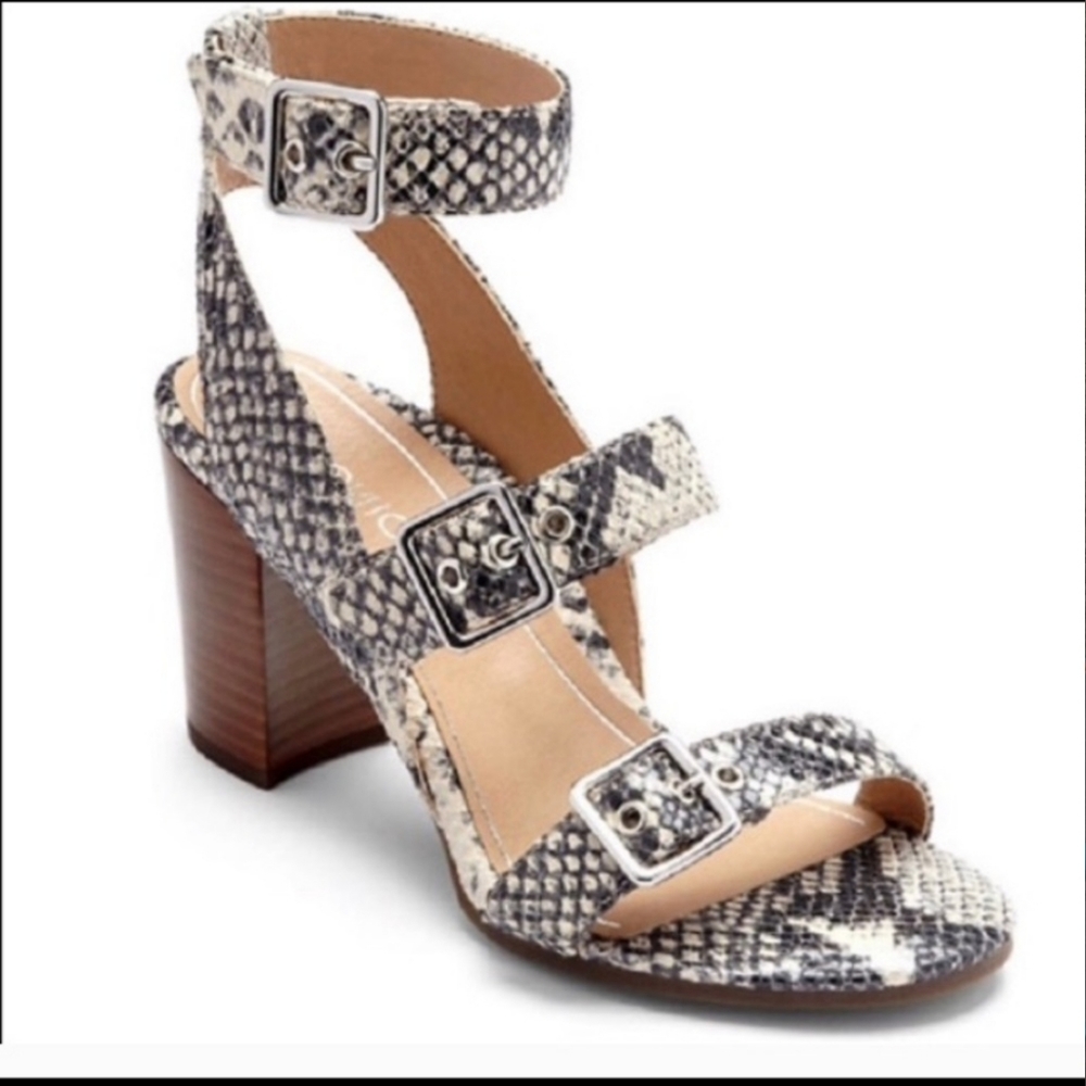 Vionic sandals with heels snake print size 8